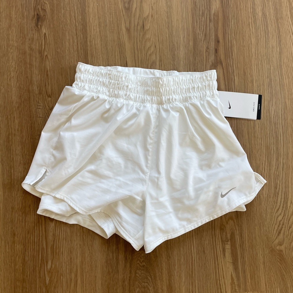 Nike Dri-FIT High-Waisted 3" 2-in-1